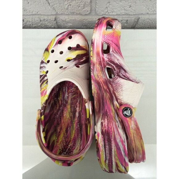 Crocs Unisex Classic Pink Marbled Tie Dye Clog Sandals Size W11 / M 9 main image 4